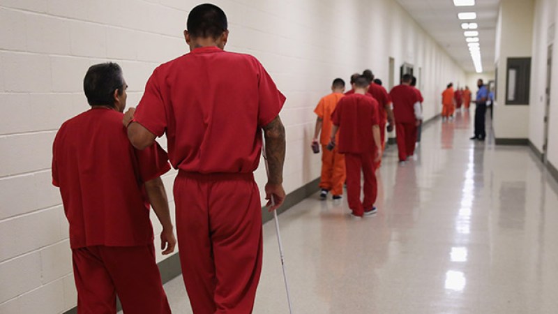 La cuota de detención de inmigrantes
