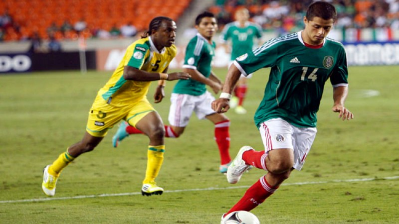 Javier "Chicharito" Hernández en el partido ante Guyana jugado en Houston el 12 de octubre.