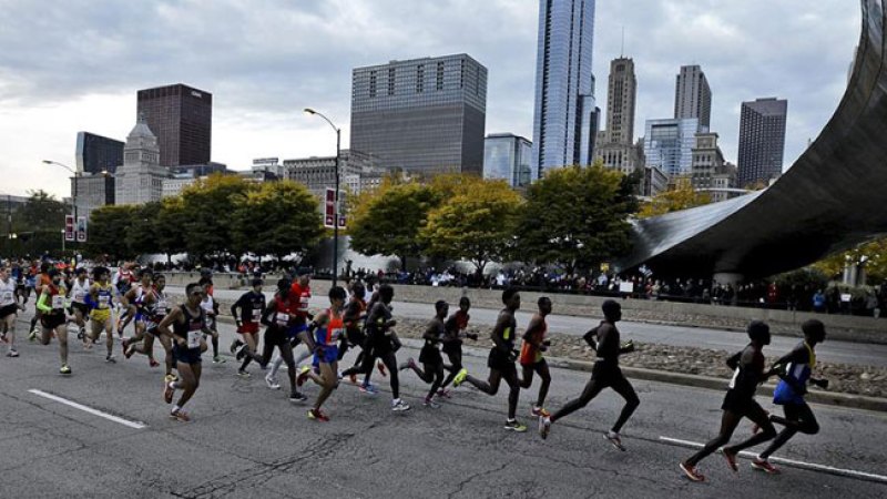 Dennis Kimetto gana la maratón