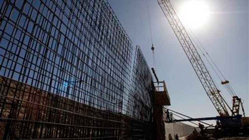 Reforma reabre tema de muro fronterizo