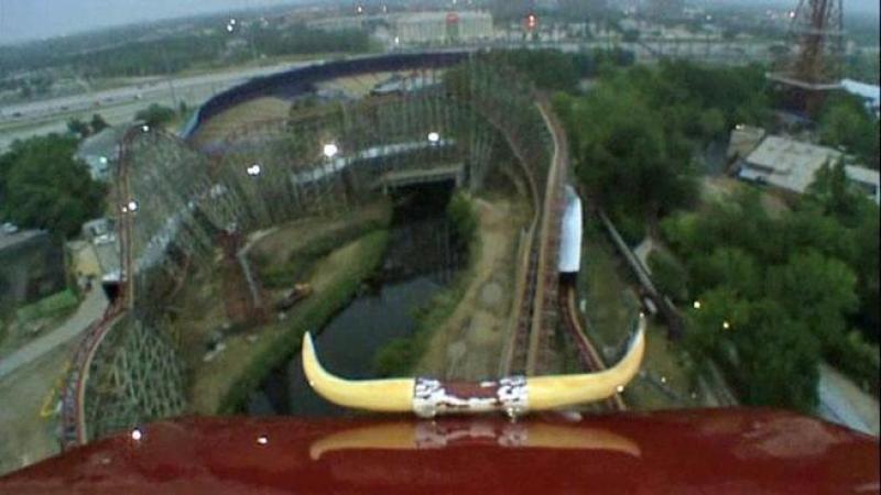 Six Flags demanda a creador de juego