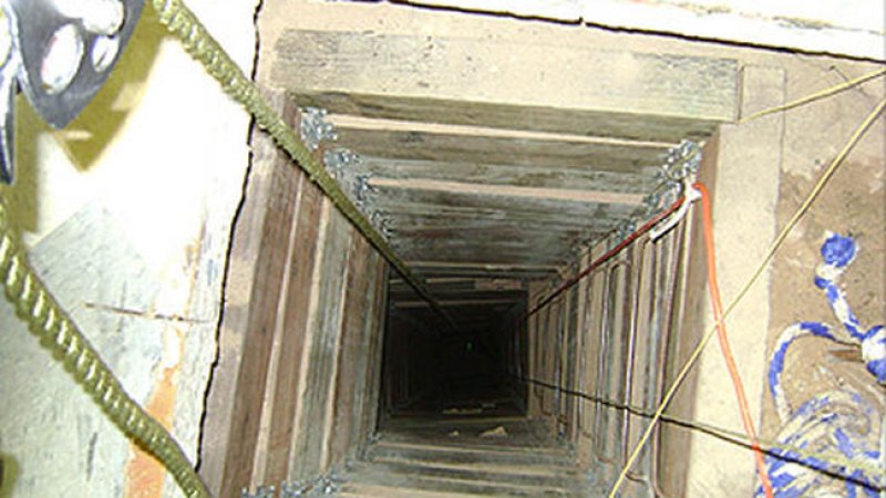 Hallan sofisticado túnel