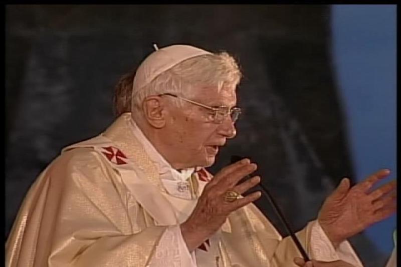 Benedicto XVI celebra una histórica misa en Santiago de Cuba.
