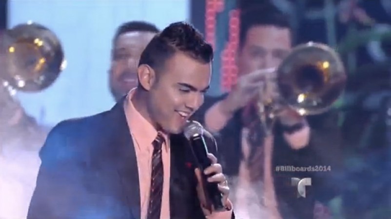 La Banda El Recodo de Cruz Lizárraga interpretando "Consecuencia de mis actos".