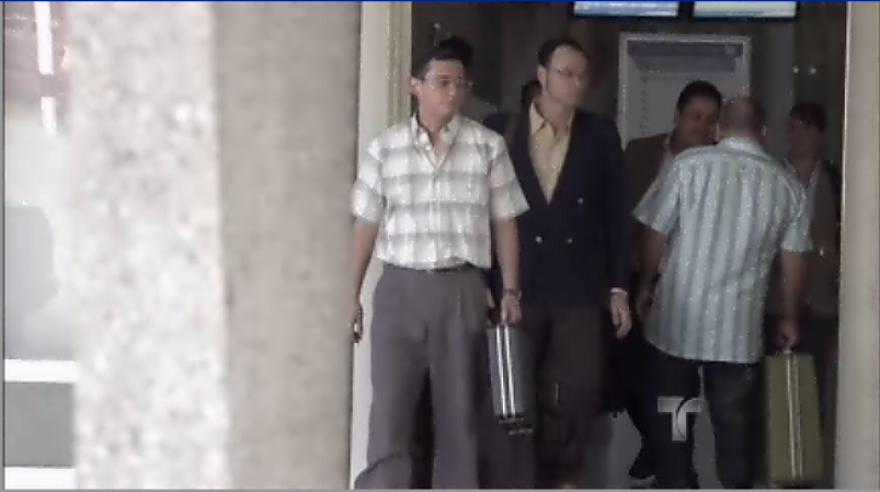 Mientras tanto, el Procurador General, Carlos Mauro Hoyos no se imagina el destino que le espera.