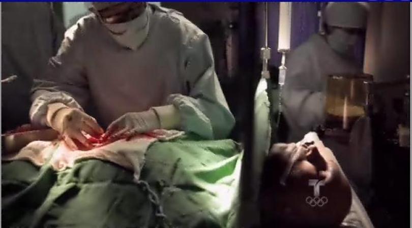 Mientras tanto, el hombre que manda asesinar Escobar no muere y se encuentra grave en el hospital.