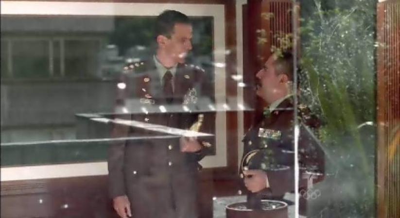 El superior del Coronel Jair Jiménez lo remueve de su puesto por su propia seguridad tras las amenazas.