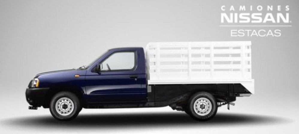 No podía faltar una camioneta Nissan Estaquitas como la de la imagen.