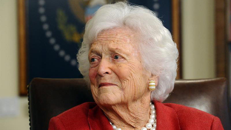17 de abril de 2018: Fallece la exprimera dama de los Estados Unidos, Barbara Bush. Le sobreviven dos expresidentes estadounidenses: su esposo George H.W. Bush (1989-1993) y su hijo George W. Bush (2001-2009).