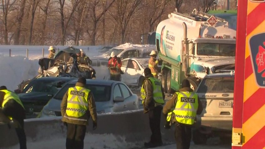 200 vehículos involucrados en accidente en Canadá