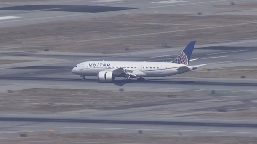 DESVIAN_VUELO_UNITED_AIRLINES_COPILOTO_SE_DESMAYA
