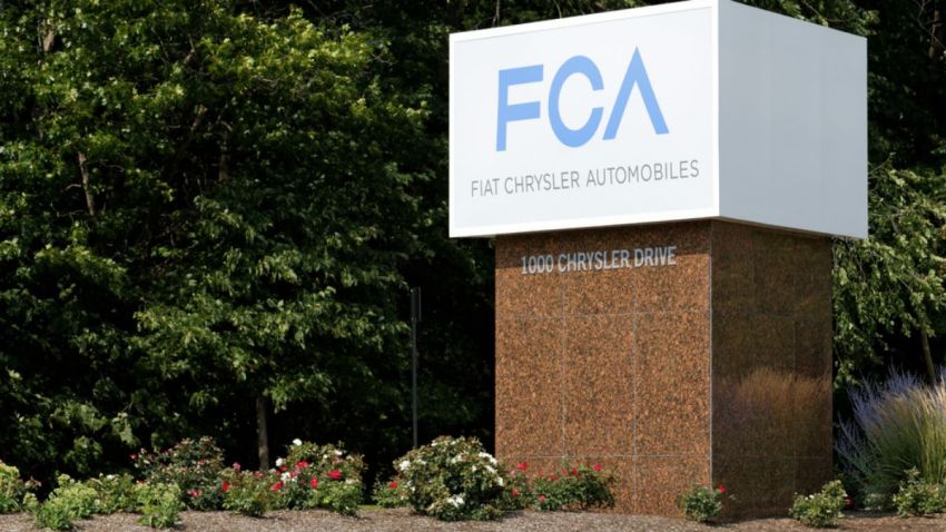 TLMD-fiat-chrysler-logo-shutterstock_231981799