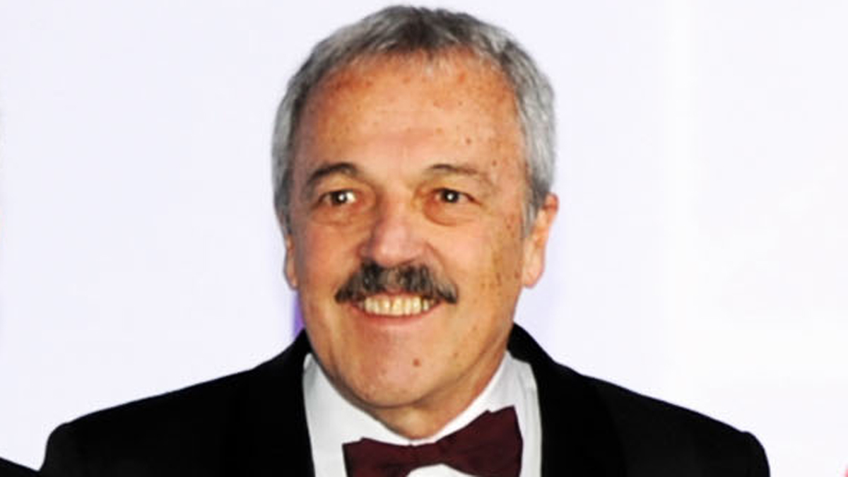 Daniel Rabinovich, miembro fundador del grupo humorístico musical argentino Les Luthiers, falleció el 21 de agosto del 2015 a los 71 años de edad.