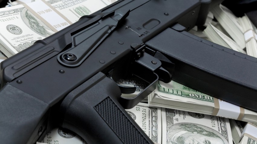 dinero-armas