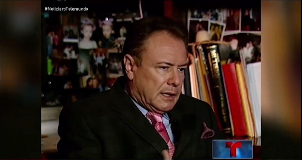 El periodista Enrique Gratas falleció el 8 de octubre de 2015 en Los Ángeles, California.