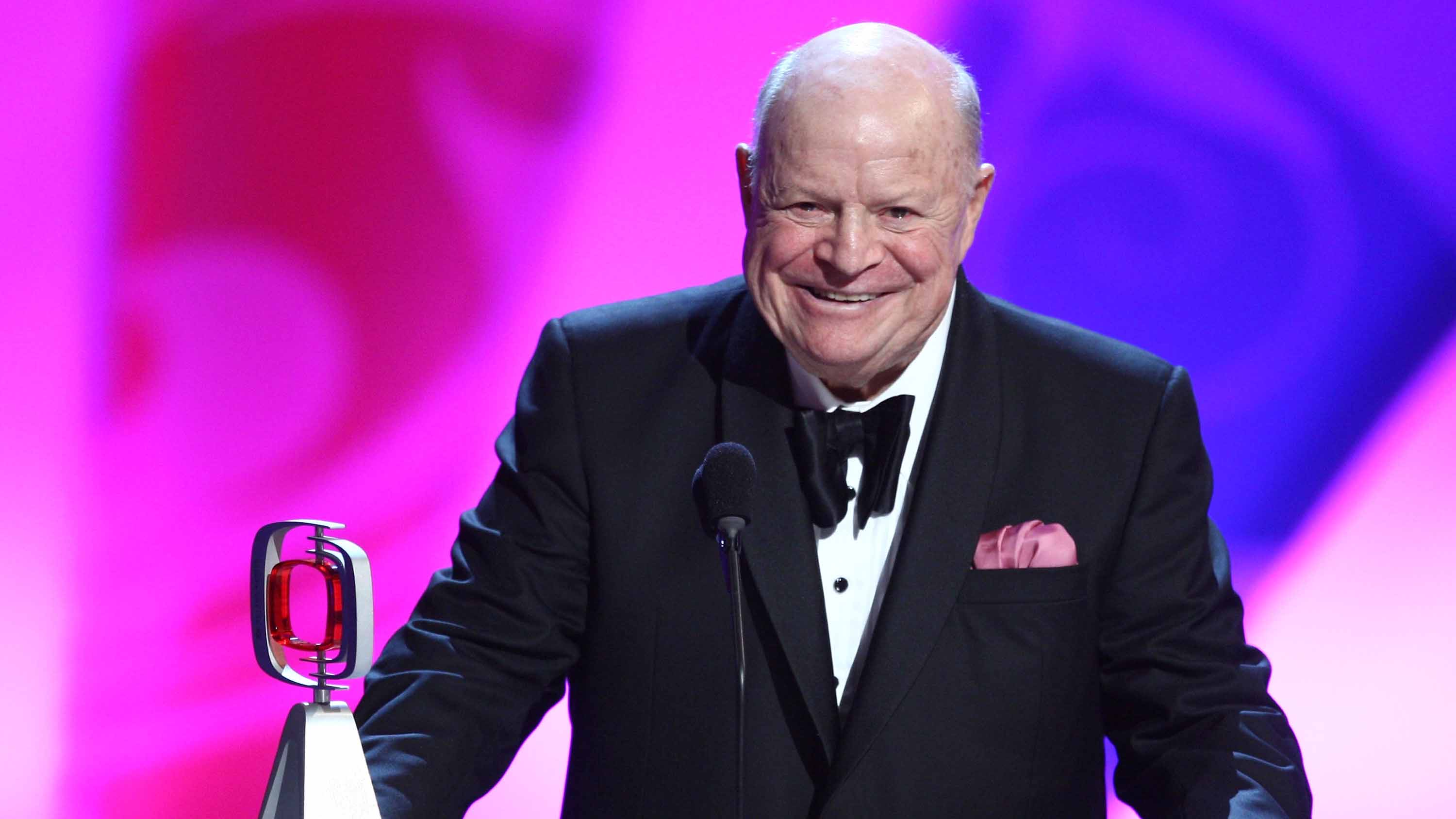 6 DE ABRIL DEL 2017: Muere en Los Ángeles a los 90 años el comediante estadounidense Don Rickles por insuficiencia renal. Rickles se especializó a lo largo de su carrera en hacer chistes en los que se reía del público y de los famosos que acudían a sus espectáculos.