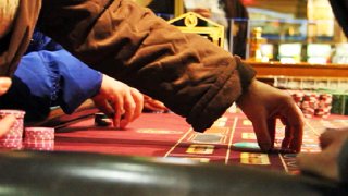 gambling-table
