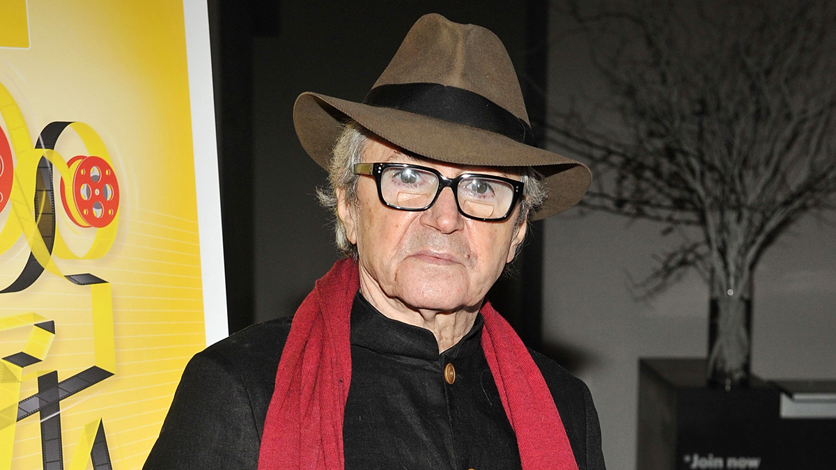 El saxofonista argentino Gato Barbieri falleció el 2 de abril de 2016 a los 83 años. <br><a href="/entretenimiento/destacados/Fallece-galardonado-saxofonista-argentino-de-jazz-Gato-Barbieri-a-los-83-anos-de-neumonia-en-un-hospital-de-Nueva-York-374392171.html">Más informacion aquí</a></br>