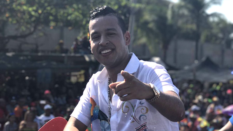 14 DE ABRIL DE 2017 - El cantante de música vallenata Martín Elías Díaz, hijo del fallecido cantautor colombiano Diomedes Díaz, murió después de que el vehículo en el que viajaba se volcara en una vía en el norte de Colombia