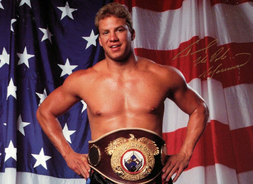 2 DE SEPTIEMBRE, 2013: Tommy Morrison, el ex campeón mundial de los pesos pesados, fallece a los 44 años a causa del sida.