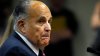Juez: Giuliani tiene dos semanas para pagarle $225,000 a su exesposa o enfrentar cárcel