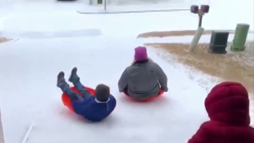 Televidentes de T39 se divierten en sus hogares con la nieve