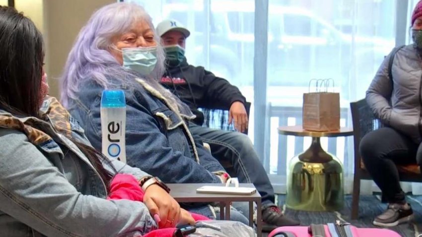 Condiciones del tiempo en DFW arruinan planes de viaje por San Valentín