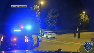 Accidente captado en cámara tras parada de tráfico en Southlake