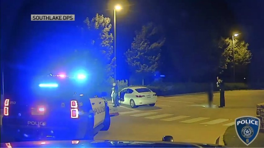 Accidente captado en cámara tras parada de tráfico en Southlake