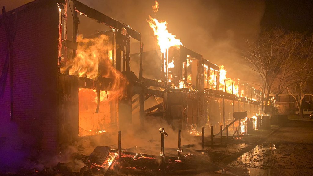 At least one person has been hurt in a large apartment fire in Fort Worth Friday night. Firefighters were called to the Colonial Apartments in the 5000 block of Ridglea Lane just before 8 p.m.