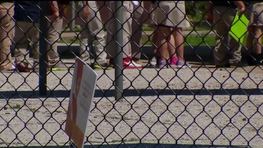 Buscan voluntarios para ayudar a menores en el condado Tarrant