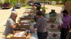 Caridades Católicas continúa distribuyendo alimentos gratuitamente