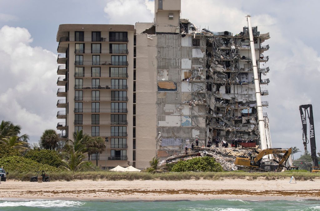 Colapso de torre en Miami Beach: qué pudo causar el desplome del edificio – Telemundo Dallas (39) - Vimarsana News