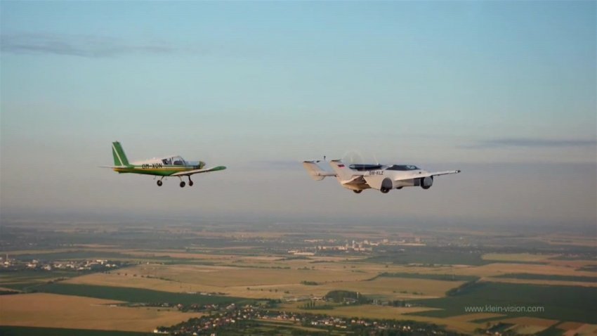 De la carretera a los cielos: el automóvil que se convierte en avión en solo 3 minutos