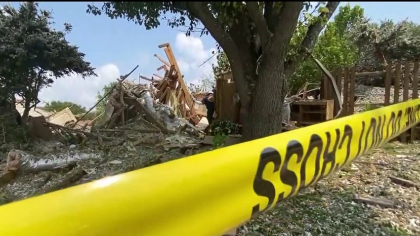 Investigación criminal en Plano tras explosión de casa