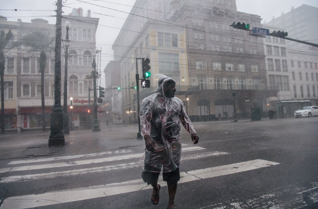 Nueva Orleans: cientos de miles de clientes sin luz por el huracán Ida – Telemundo Dallas (39) - Vimarsana News