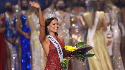 Miss Universe selecciona el vestido de Zuleyka Rivera como el más icónico –  Telemundo Dallas (39)