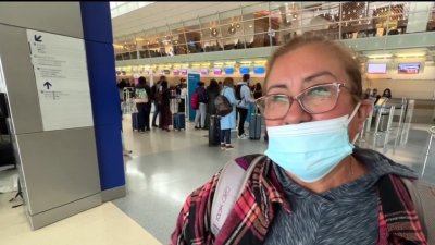 Cientos de vuelos retrasados y cancelaciones en aeropuertos de DFW