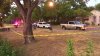 Dallas: Arrestos tras hallazgo de hispano baleado en interior de vehículo