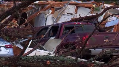 Sulphur Springs : Tornado deja al menos tres residencias afectadas
