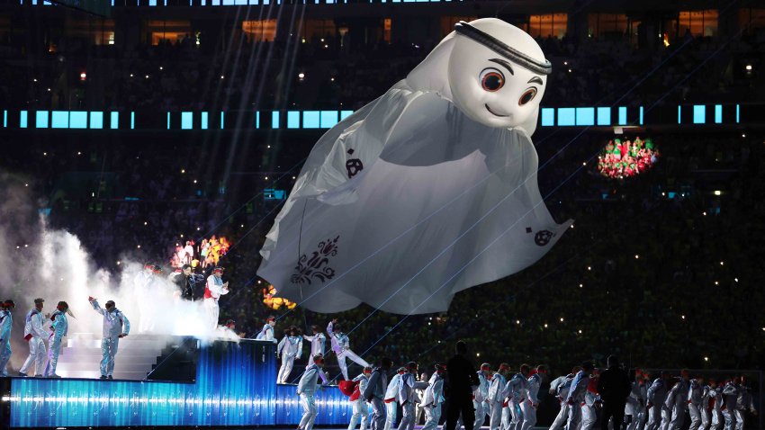 Video: todas las mascotas de las Copas Mundiales desfilan en Catar 2022