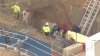En Arlington: Trabajador queda atrapado en una tubería a una profundidad de 75 pies