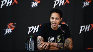 Brittney Griner habla por primera vez desde que fue liberada de Rusia a fines del año pasado