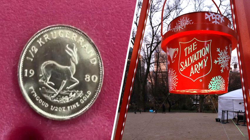 Hallan moneda de oro que vale $1,200 en cubeta de donaciones del Salvation Army