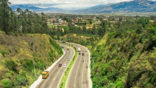 El accidente ocurrió en una carretera en Ecuador (foto de archivo).