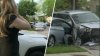 Insólito video: auto a toda velocidad choca con otro estacionado durante la entrevista de una reportera