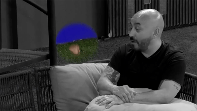 Una mariposa aparece justo cuando Lupillo hablaba de Jenni