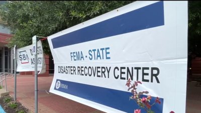 Abren más centros de recuperación de FEMA en el norte de Texas