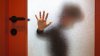 Arrestan a voluntario hispano de iglesia en Grapevine tras abusar sexualmente de menor