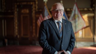 Tim Walz es el gobernador de Minnesota y compañero de fórmula de Kamala Harris.